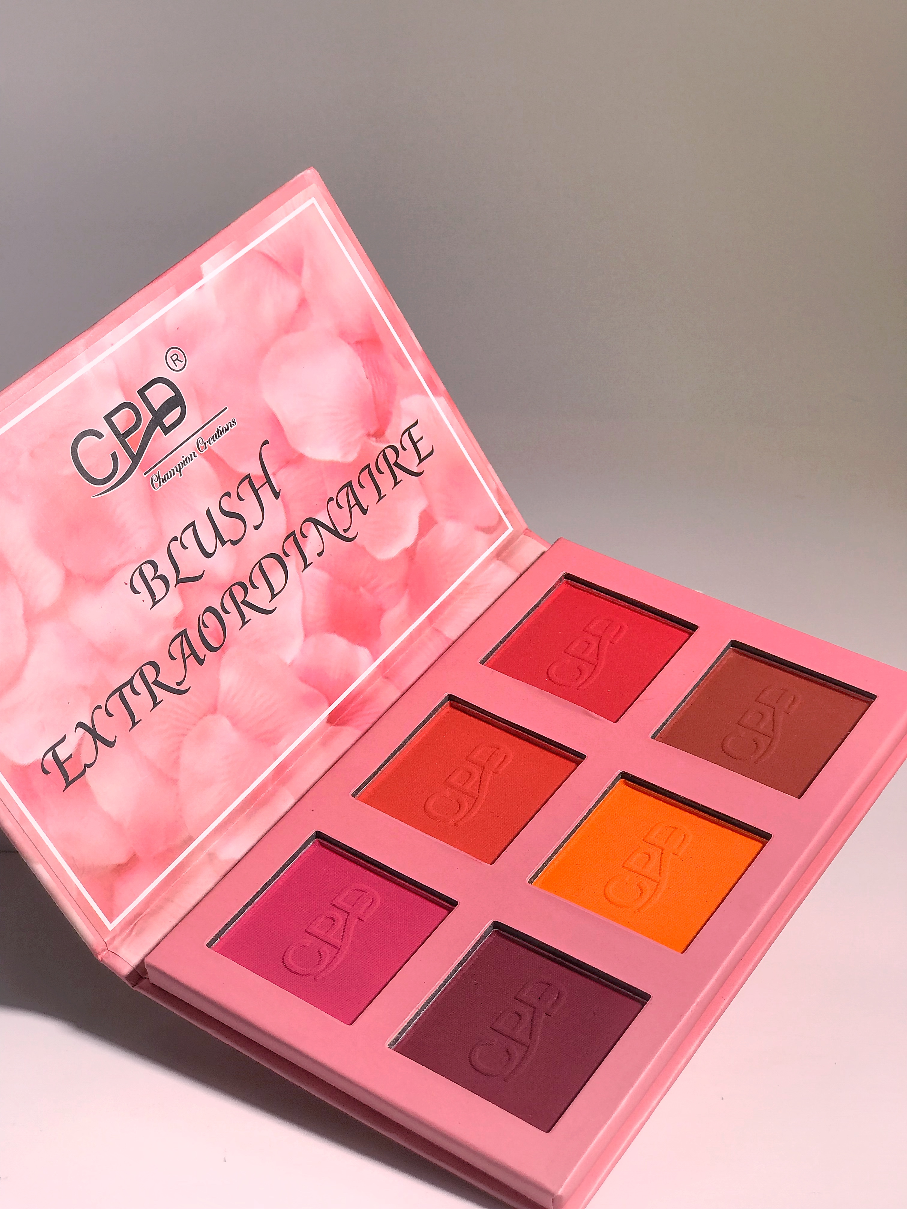 BLUSH EXTRAORDINAIRE (6 COL)